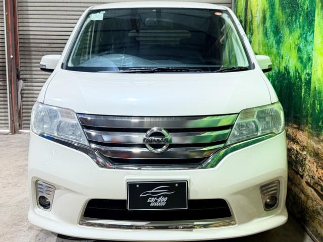 セレナ2.0 ハイウェイスター Vセレクション+Safety 4WD