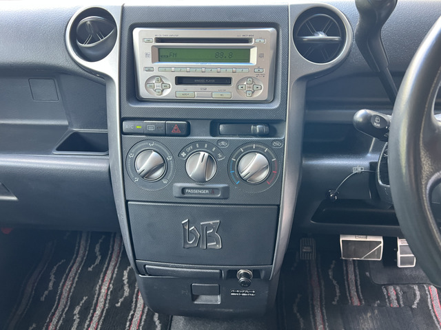 �g���b�N�̎Ԍ��␮���A�̔��������Ă���܂��B���^�����^�܂ł��Ή��\�ł��B