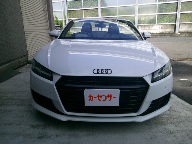 TTロードスター2.0 TFSI クワトロ 4WD