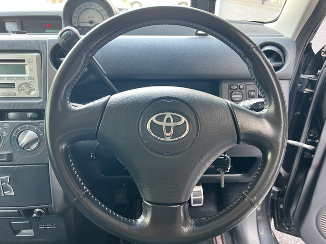 �}�t���[������G�A���̎��t���ȂǁA�J�X�^���̂����k�����C�y�ɂ��₢���킹���������B