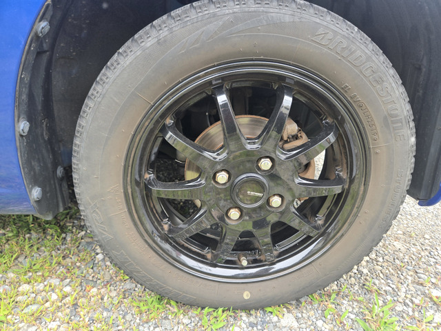 �A���~�z�C�[���t���ł��B(�x�����z15.8���~�E�����Ɍ���E�^�C�~���O�`�F�[���ł��̂Ńx���g�����K�v�������܂�)