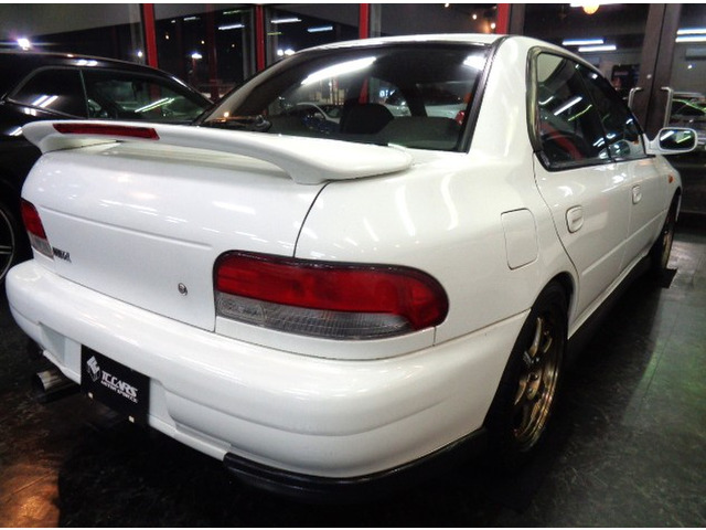 EJ20BOXERターボエンジン&5MTミッション4WD&JICマフラー&CUSCO車高調&アルミラジエター&タワーバー&追加メーター他走行7万km台ライトチューン仕様車です
