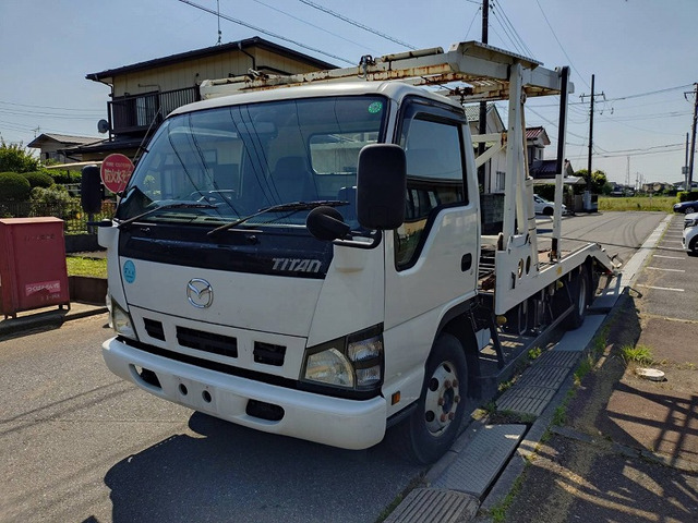 タイタン