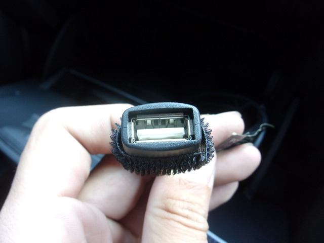 USB���́B
