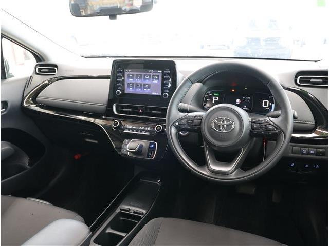 アクア1.5 G E-Four 4WD