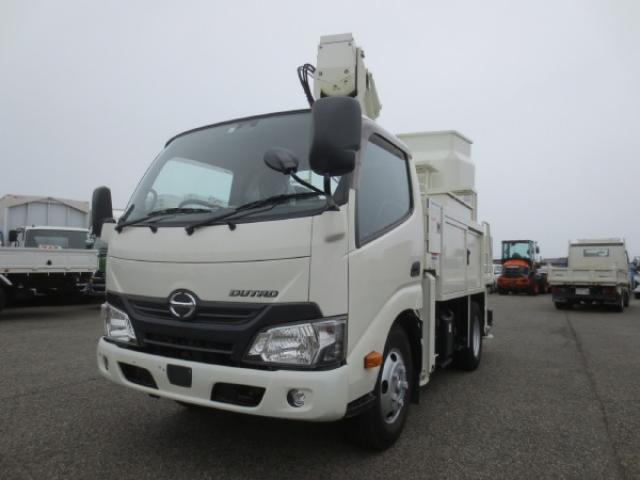 デュトロ高所作業車