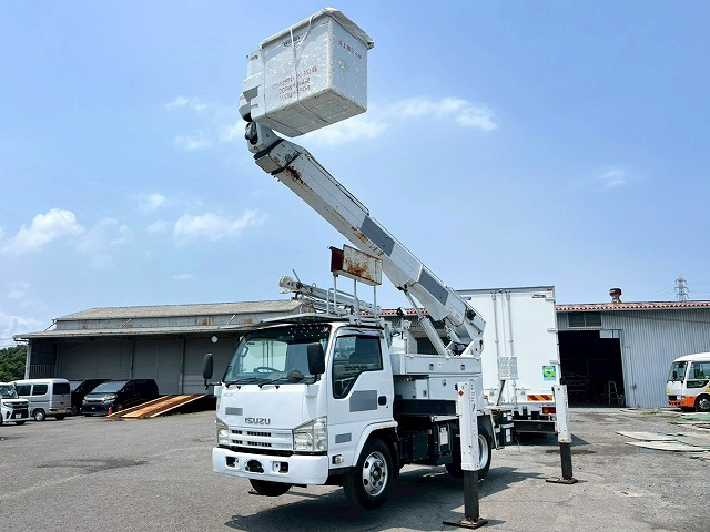 エルフ高所作業車