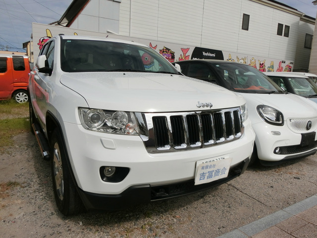 グランドチェロキーラレード 4WD