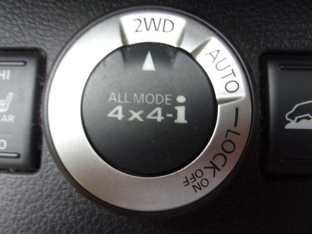 4WD�͐؂�ւ����B