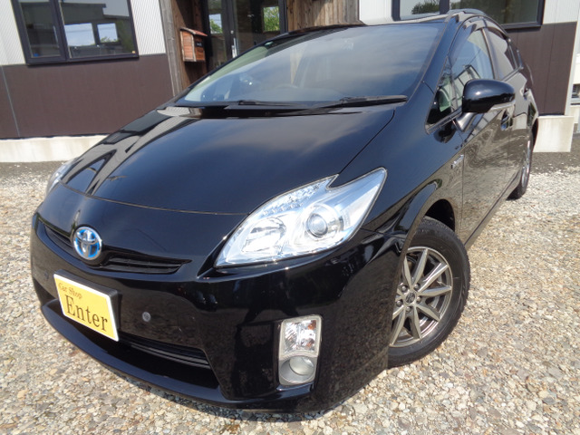 プリウス1.8 S