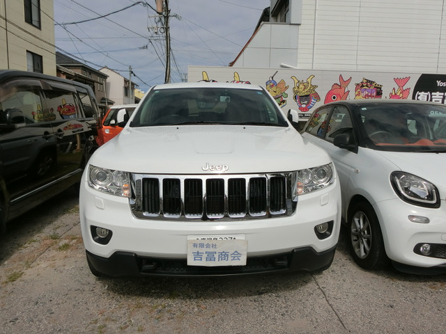 グランドチェロキーラレード 4WD