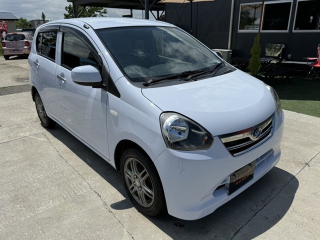 ミライースLf メモリアルエディション 4WD
