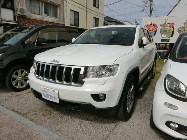 グランドチェロキーラレード 4WD