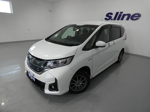 フリード1.5 ハイブリッド クロスター 4WD