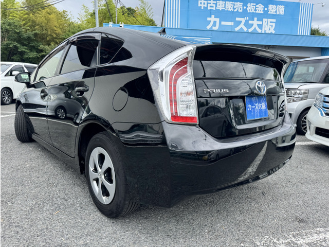 プリウス1.8 L