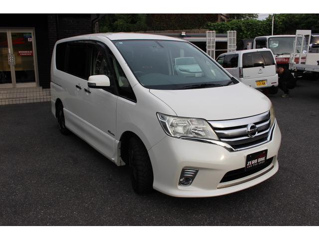 セレナ2.0 ハイウェイスター S-HYBRID
