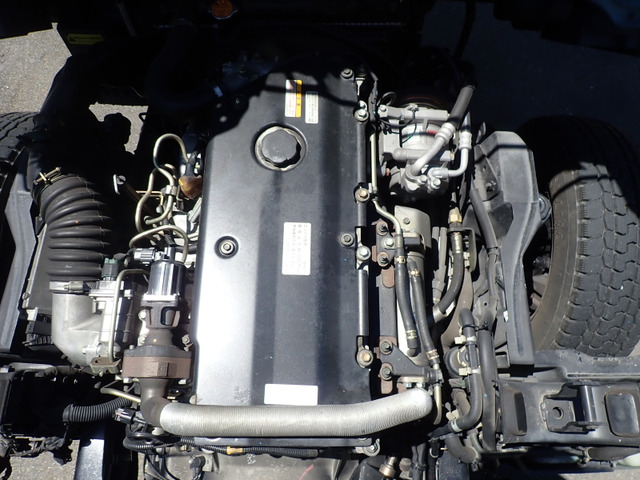エンジン型式:4HL1 排気量:4.77L 燃料:軽油 ターボ:なし