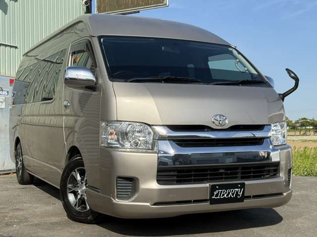 ハイエース2.7 グランドキャビン 4WD