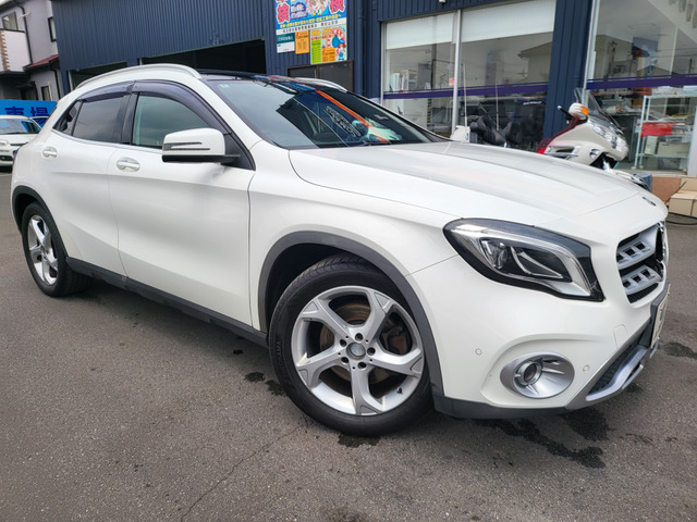 GLAクラスGLA220 4マチック 4WD