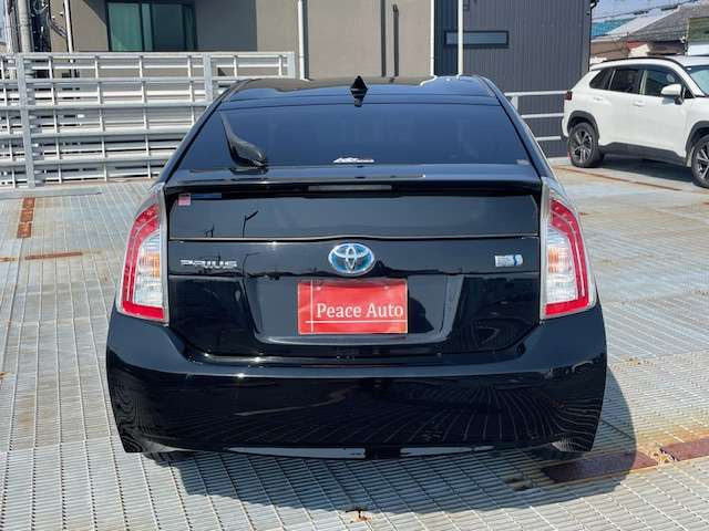 プリウス1.8 S