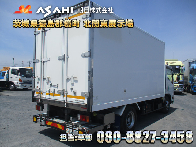 エルフ冷蔵冷凍車