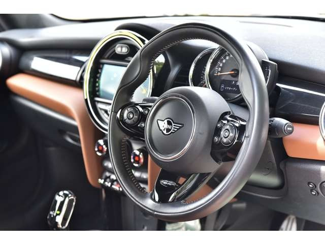 ミニコンバーチブルクーパー S DCT
