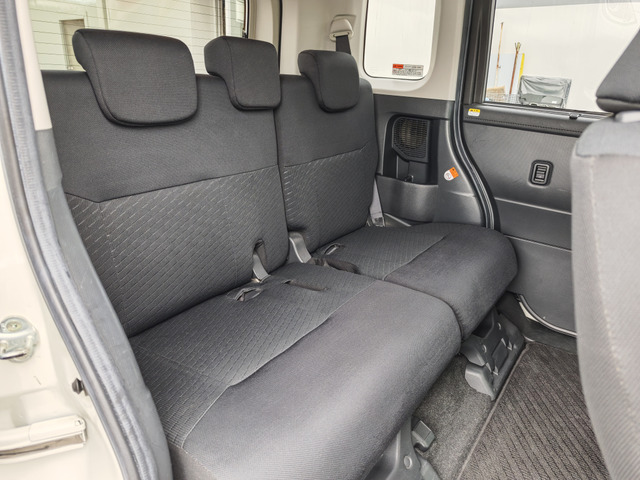 【試乗OK】お車の移動や手続きなどございますので、ご希望の際はご来店日時を前日までにご連絡ください。ナンバープレートの無い車の公道での試乗は、スタッフの運転となります。