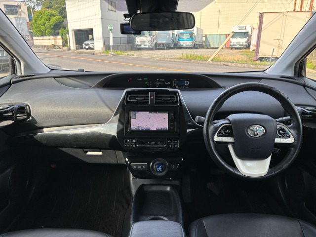 プリウス1.8 S ツーリングセレクション