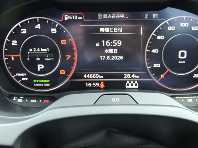 A3スポーツバック2.0 TFSI クワトロ スポーツ 4WD