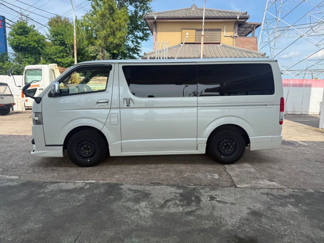 ハイエースバン2.8 スーパーGL ダークプライムII ロング ディーゼル 4WD