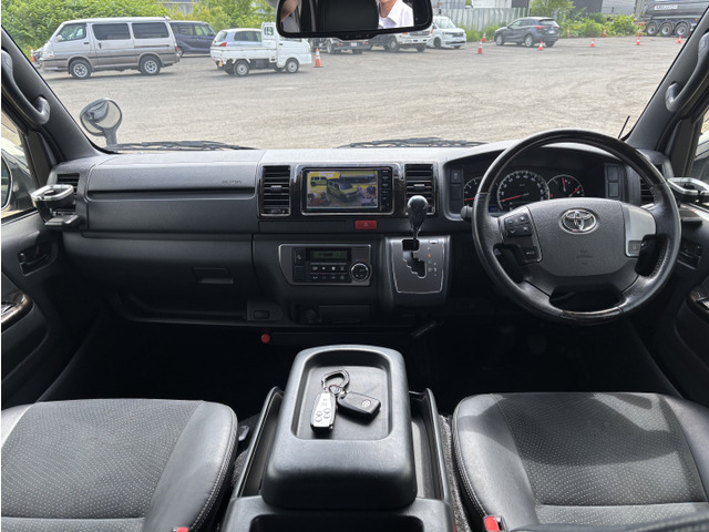 ハイエースバン2.8 スーパーGL ダークプライムII ロング ディーゼル 4WD