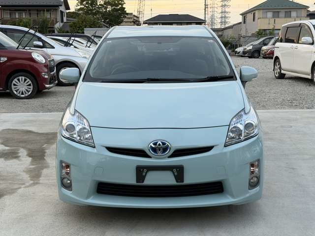 プリウス1.8 S