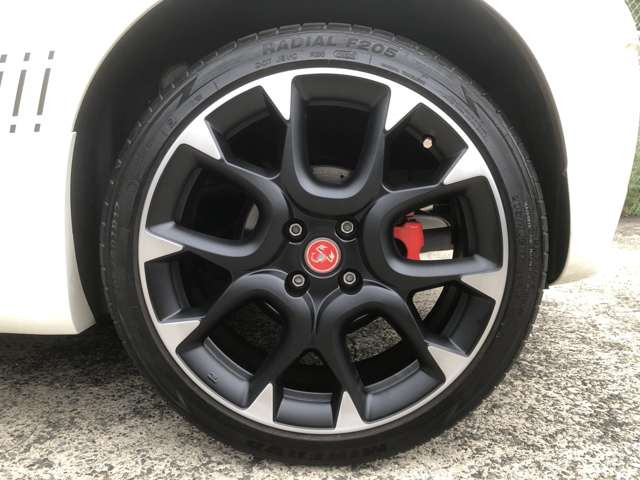 �����A 4�{���ɃK�����Ȃ��L���C�ł���