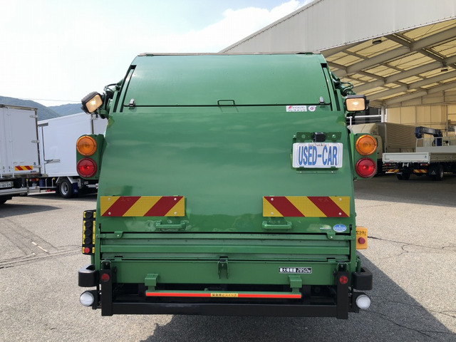エルフ塵芥車