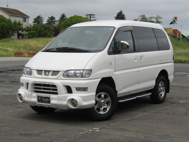 デリカスぺースギア3.0 アクティブフィールドエディション ハイルーフ 4WD
