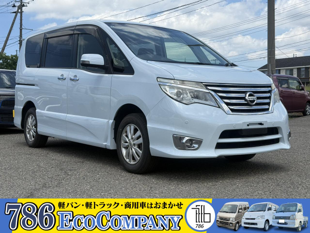 セレナ2.0 ハイウェイスター Vセレクション+Safety II 4WD