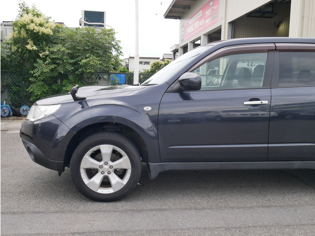 フォレスター2.0 XT 4WD
