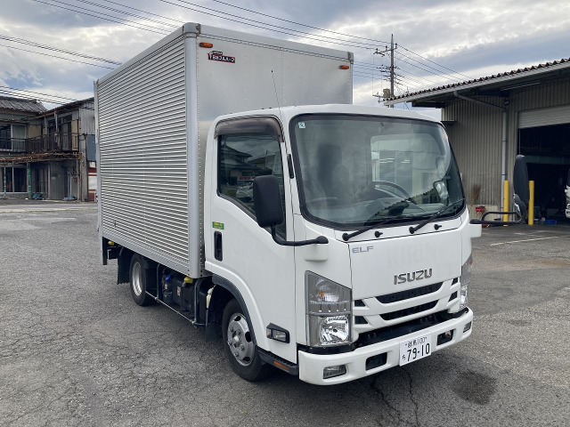 エルフ