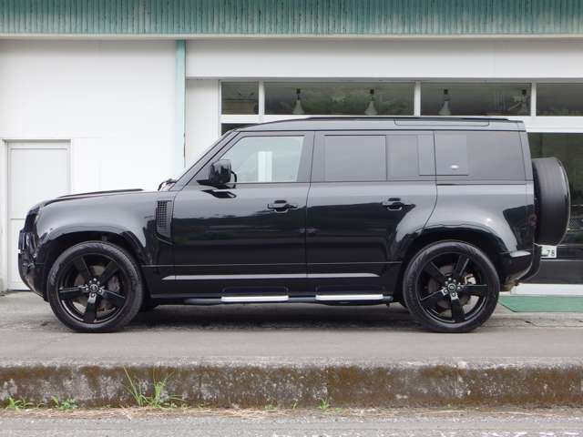 ディフェンダー110 X ダイナミック HSE 3.0L D300 ディーゼル 4WD