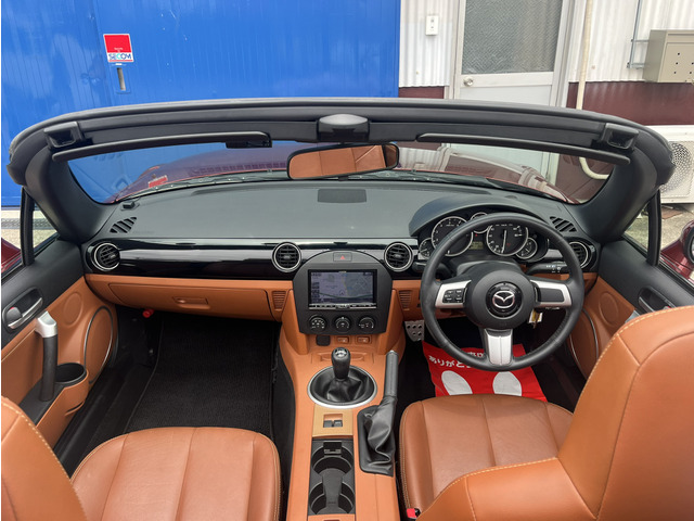 H19�N�� �}�c�_ ���[�h�X�^�[ RS�����ɂ��܂����B���s����5���L����̊O�����������Y���1��ɂȂ��Ă���܂��B�I�v�V������BOSE�T�E���h��T�h���^���v�V�[�g���t���Ă���܂��B