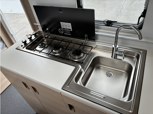 �g���₷���V���v���ȃf�U�C����3�o�[�i�[�̃L�b�`��