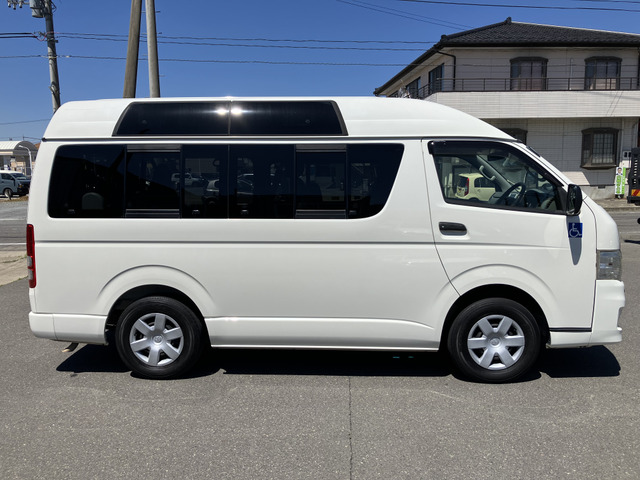 ハイエースバン
