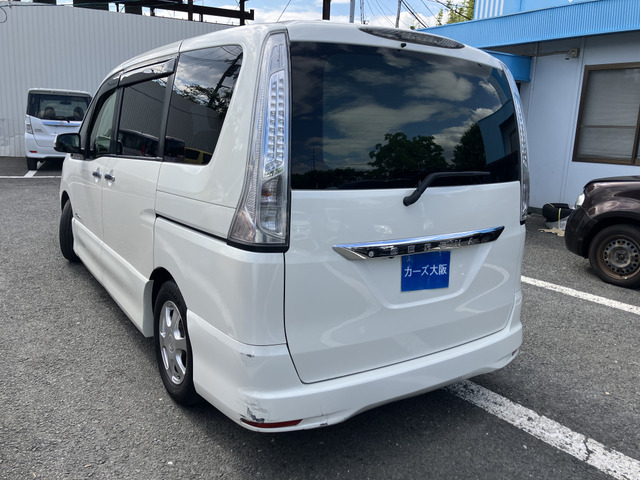 セレナ2.0 ハイウェイスター S-HYBRID Vセレクション