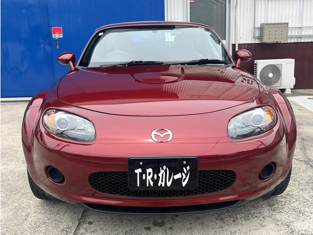 �t�����g����̓m�[�}���ɂȂ��Ă���܂��B�ЊO�p�[�c���g�����J�X�^�}�C�Y������Ă��炸�m�[�}���̗ǂ��������Ɏc���Ă���1��ł��B���x�̂����m�[�}���̌̂����T���̕��ɂ͕K����1��ł���B