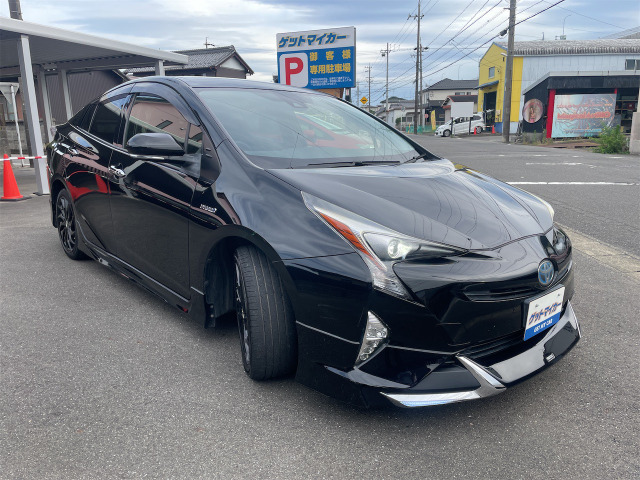 プリウス1.8 S