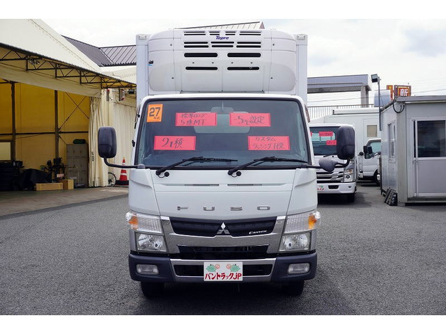 キャンター冷蔵冷凍車