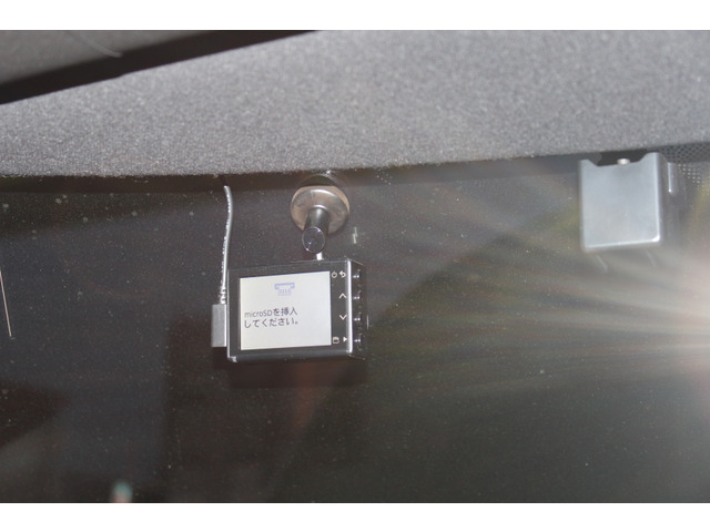 ☆Garmin Dash Cam 47Z