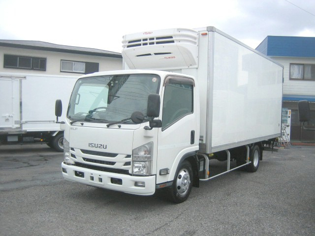 エルフ