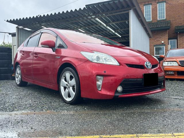 プリウス1.8 S