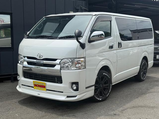 ハイエースバン